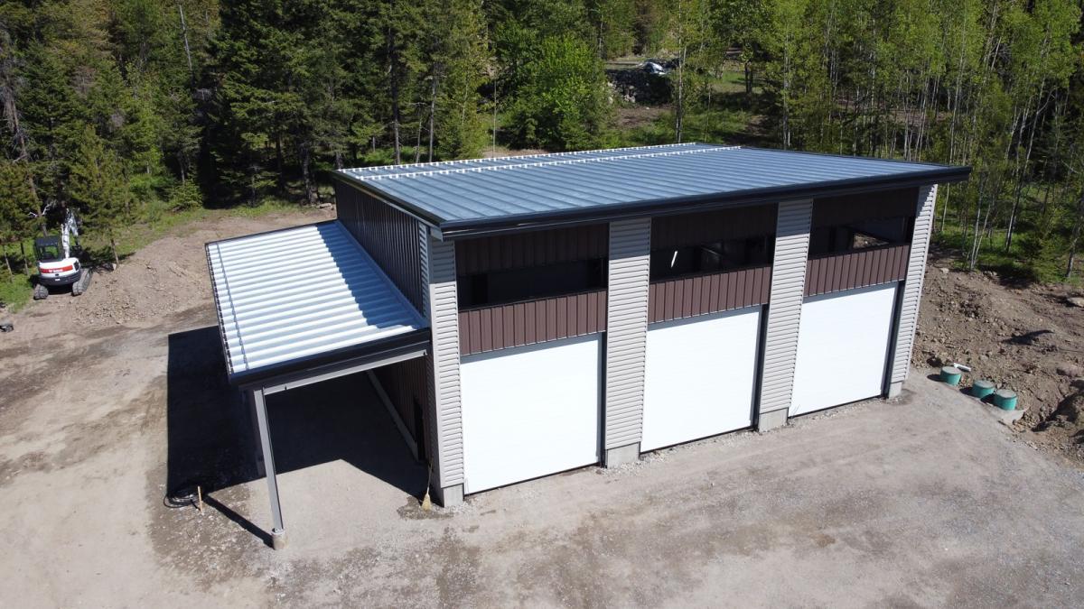 What Makes a Steel Garage the Ideal Storage Solution for Mobile Businesses?