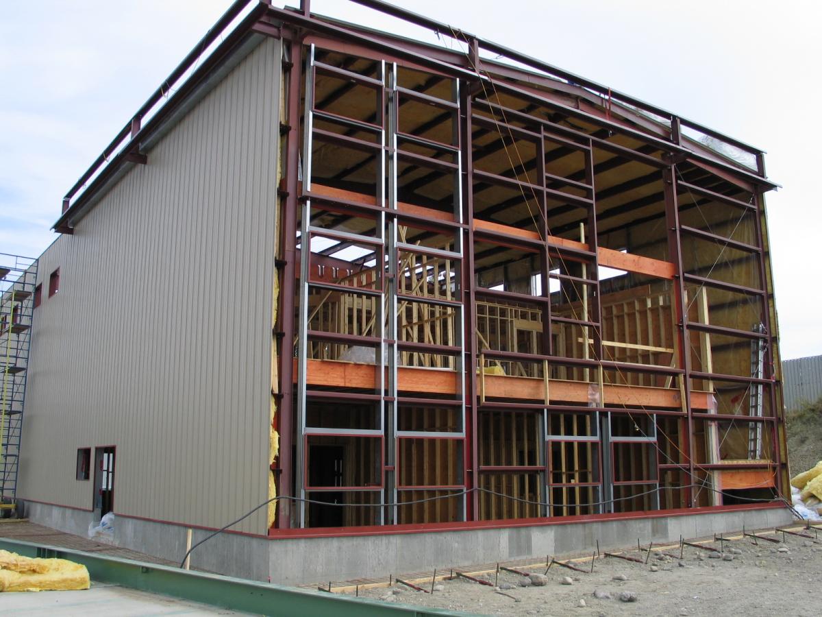 Custom Steel Buildings: What To Do About Rusty Fasteners